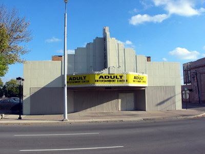 Park Theatre - Recent Pic (newer photo)